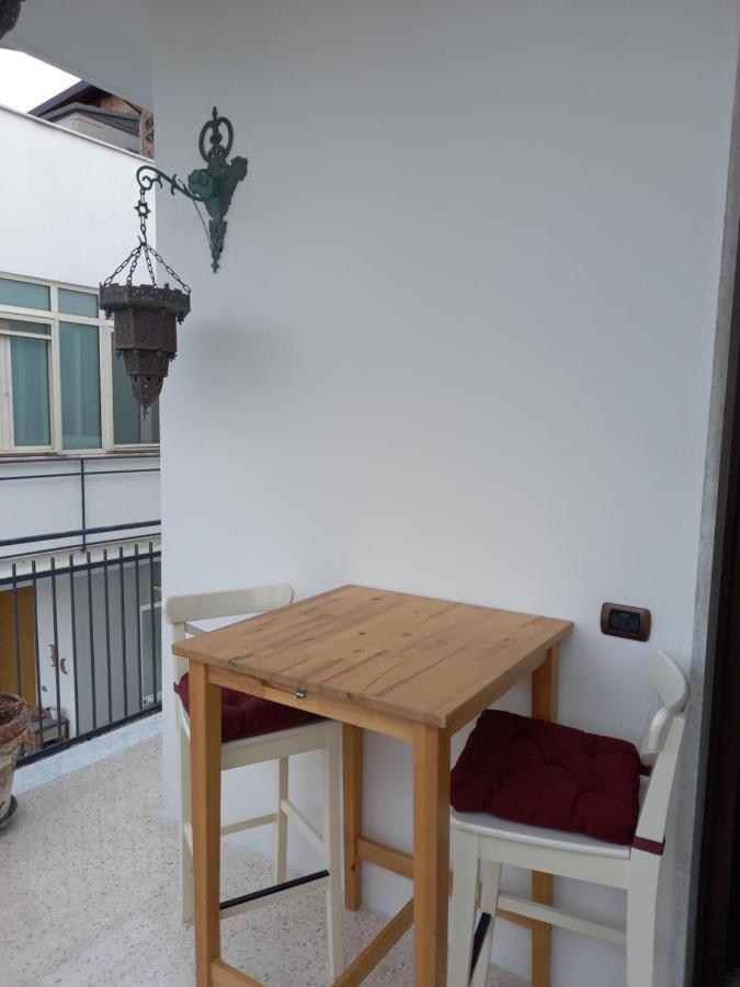 Confortevole Bari Bagian luar foto