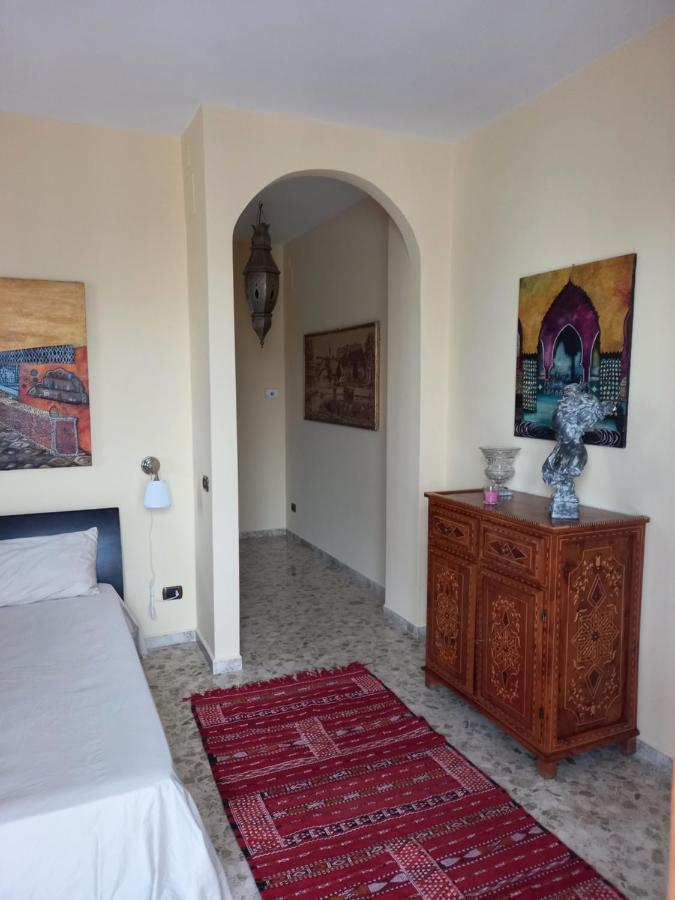 Confortevole Bari Bagian luar foto