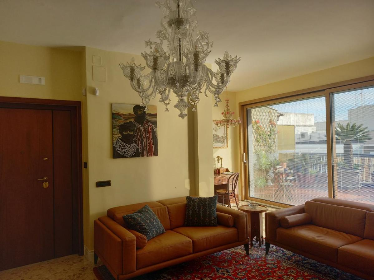 Confortevole Bari Bagian luar foto