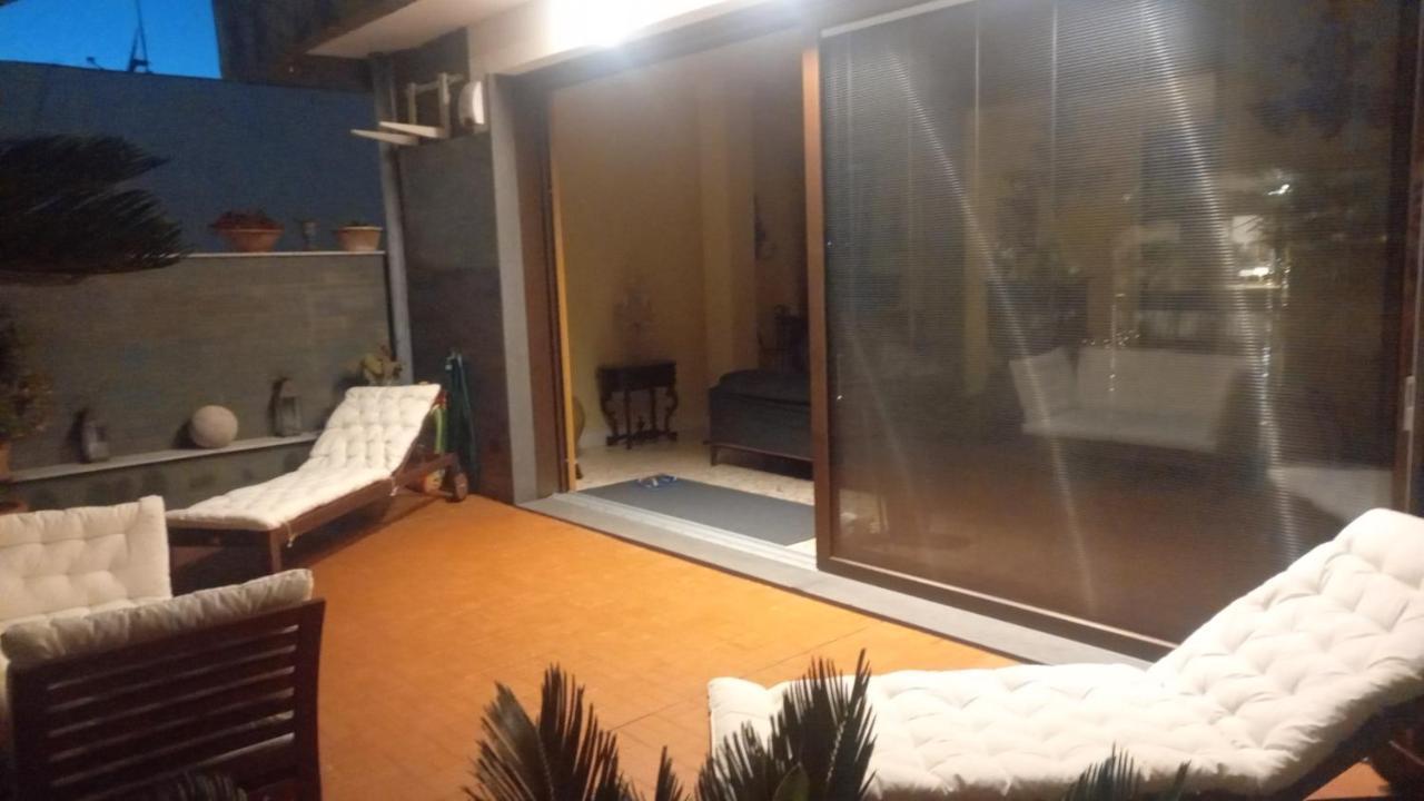 Confortevole Bari Bagian luar foto
