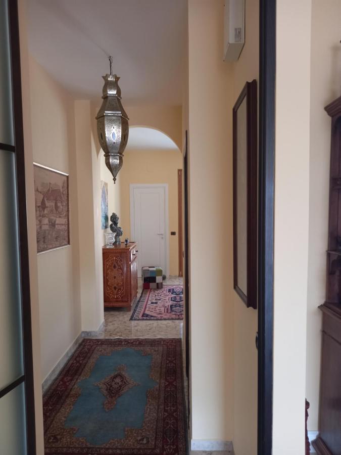 Confortevole Bari Bagian luar foto